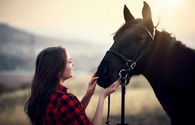 Cavallo con donna